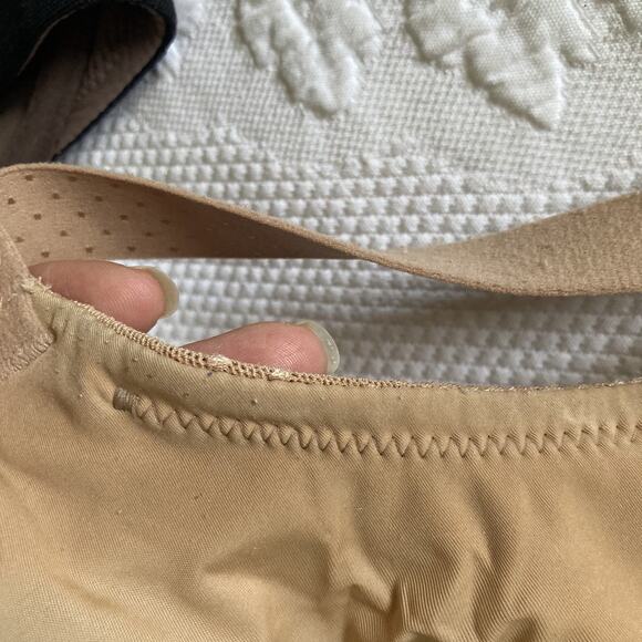 Wacoal Lot of 2 Bras 36G Bra 857303 Back Appeal Minimizer black & nude - Picture 8 of 15